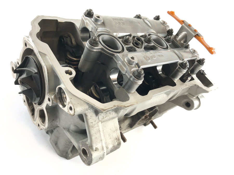 BMW F 800 S [2007] - Cilindro Head para revisar la válvula defectuosa