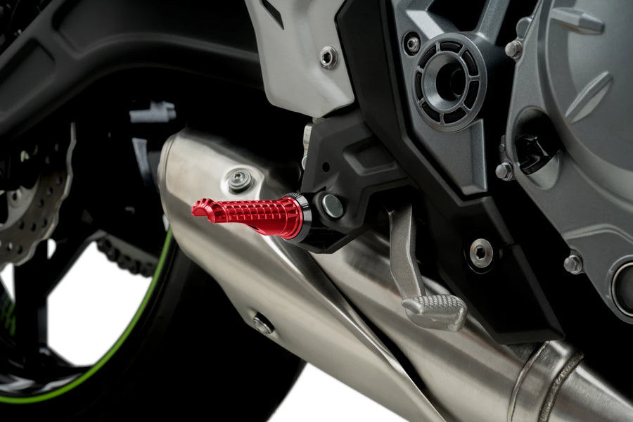 KTM RC 390 [2025] – Reposapiés R-Fighter – plateado
