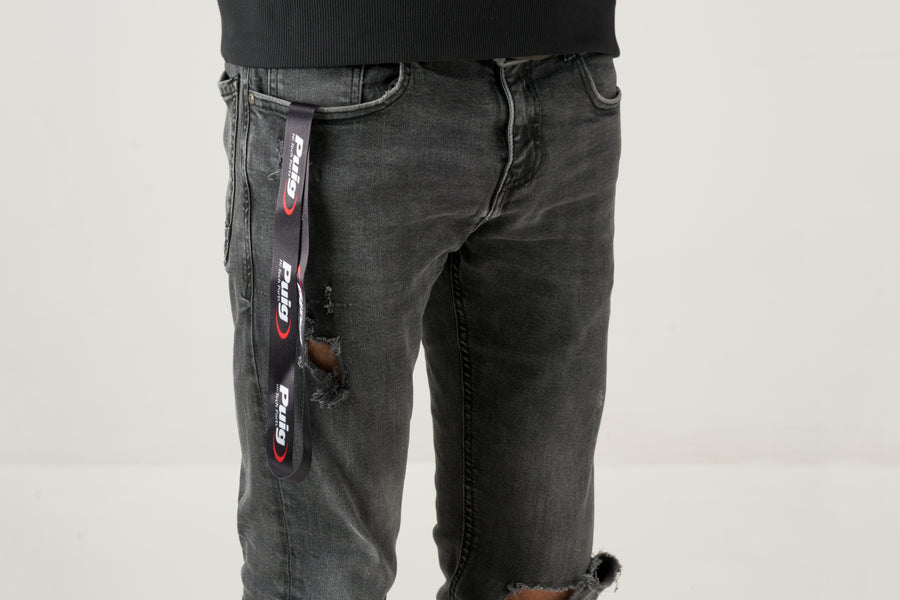 UNIVERSAL UNIVERSAL UNIVERSAL – Llaveros – Negro