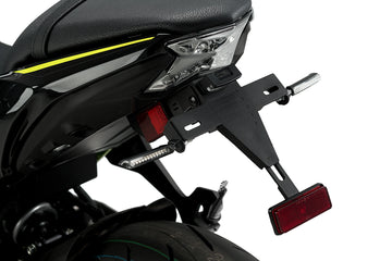 KAWASAKI NINJA 650 / Z650 2017–2018 - Kennzeichenhalter | Schwarz | PUIG 9353N