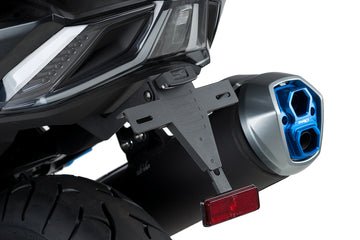 KYMCO AK550 2017–2018 - Kennzeichenhalter | Schwarz | PUIG 9534N