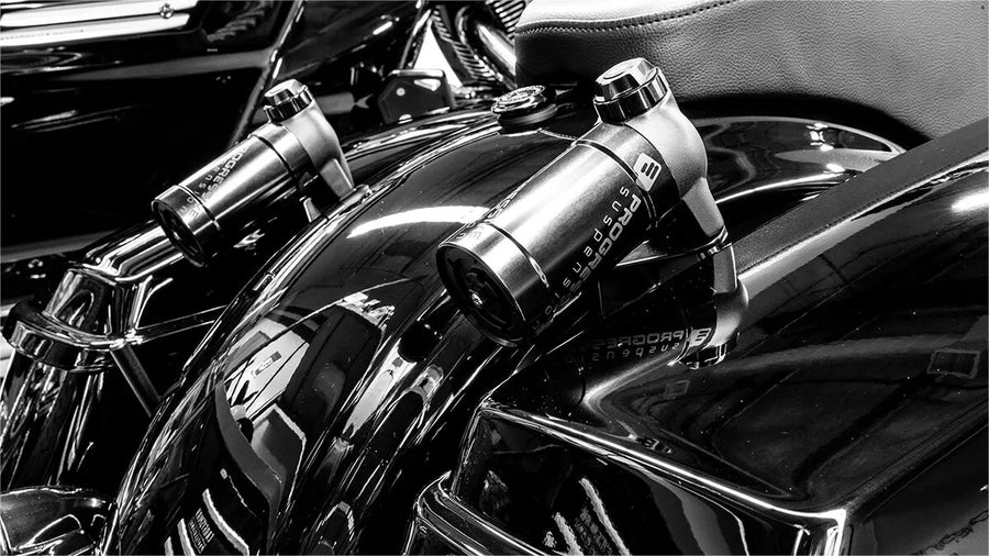 Harley-Davidson Road Glide St Fltrxst [suspensión progresiva]