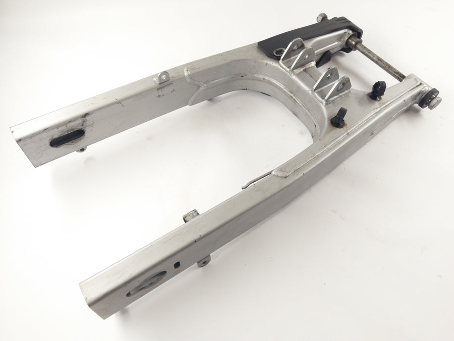BMW F 650 GS R13 [2001] - Swing de rueda trasera contundente