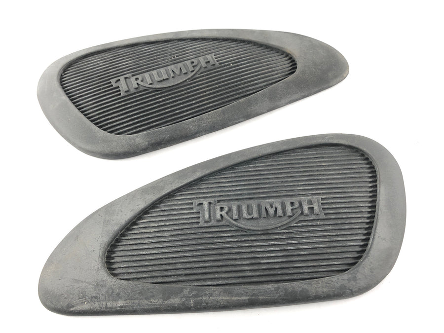 Triumph Thruxton 900 [2004] - Caucho de tanque