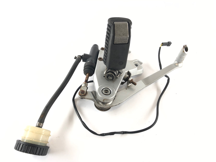 BMW R 1100 R 259 [1995] - Placa de rast en el pedal de freno derecho y la bomba de freno
