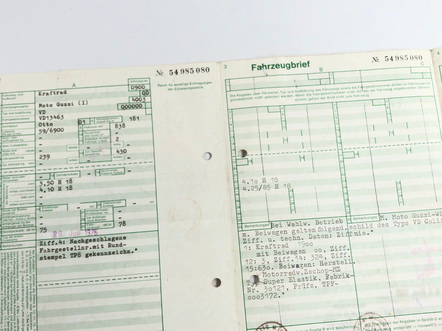 Moto Guzzi 850 -T3 VD [1979] - Marco con documentos