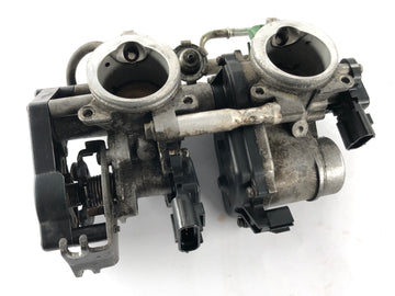 Yamaha XT 1200 Z Super Tenere DP01 [2012] - Ciburador del puente de inyección
