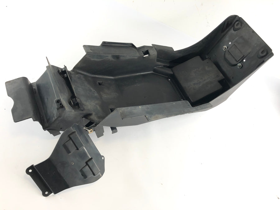 Honda VFR 800 FI RC46 [2000] - combustible interior subterráneo
