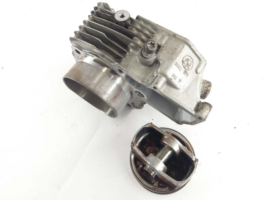 BMW R 1200 R K27 [2007] - Cilindro con pistones