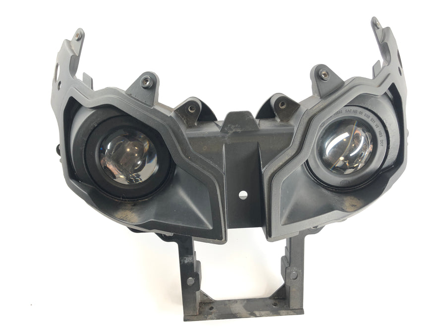 Can On the Spyder SM5 [2009] - Faros principales de faro