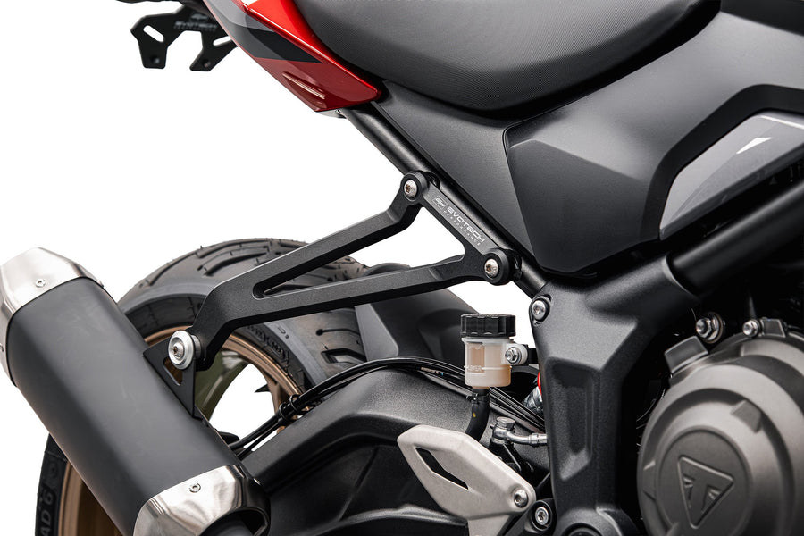 Triumph Trident 800 [2026+] - Auspuffhalter- und Abdeckplatten-Kit