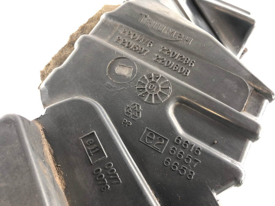 Triumph Tiger 955i 709en [2001] - Caja de filtro de aire Airbox
