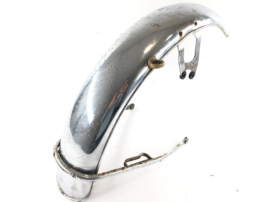 Honda CB 550 F [Super Sport] - Hoja de protección en la parte delantera de los guardabarros delanteros