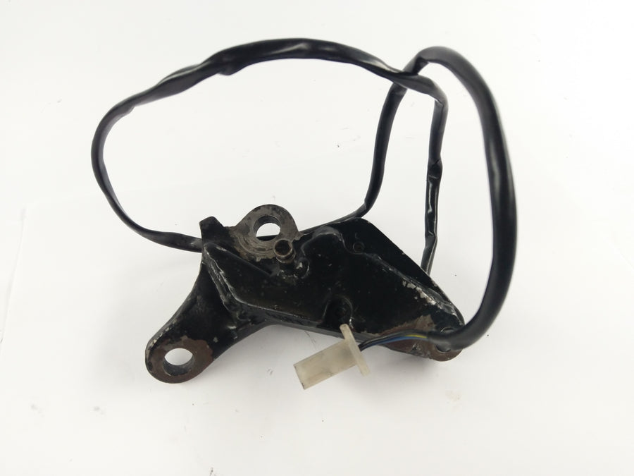 Yamaha XV 1100 - Interruptor de luz de freno en la parte posterior