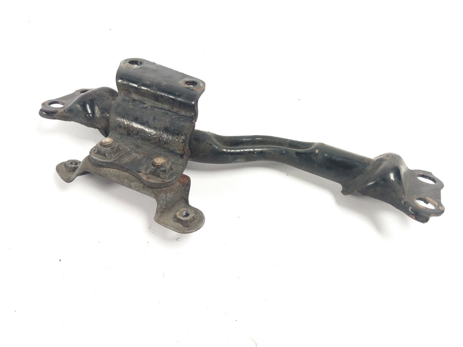 Honda NTV 650 RC33 - soporte del motor del motor delantero