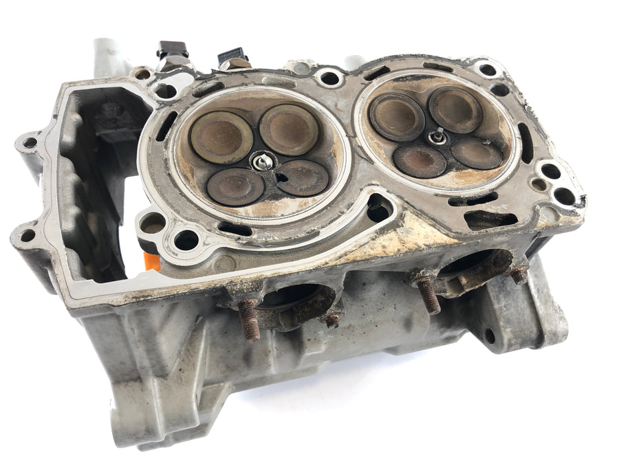 BMW F 800 S [2007] - Cilindro Head para revisar la válvula defectuosa