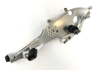 BMW R 1150 RT [2001] - Placa del reposapiés a la derecha con pedal de freno