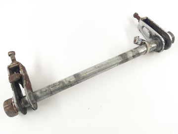 Benelli 504 Sport [1979] - Eje trasero con tensor en cadena