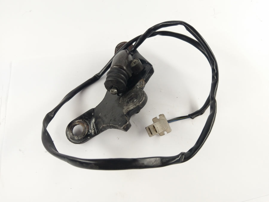 Yamaha XV 1100 - Interruptor de luz de freno en la parte posterior