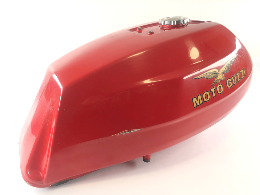Moto Guzzi Le Mans 1000 VV [1988] - Tanque de gasolinera con abolladuras y rasguños
