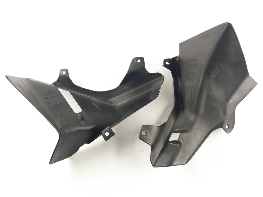 Aprilia RST 1000 Futura [2004] - revestimiento interior de la izquierda + derecha