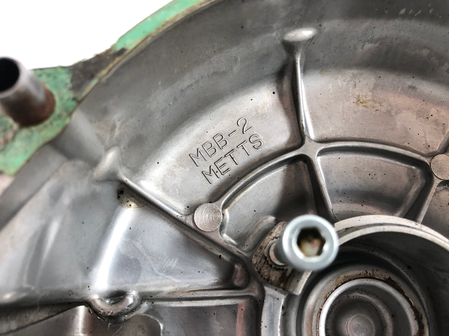 Honda Varadero XL 1000 SD02 [2002] - Tapa del motor de cubierta de maquinaria ligera
