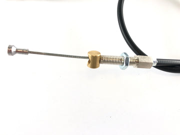 KTM LC4 640 Duke 2 - vista detallada del cable de descompresión