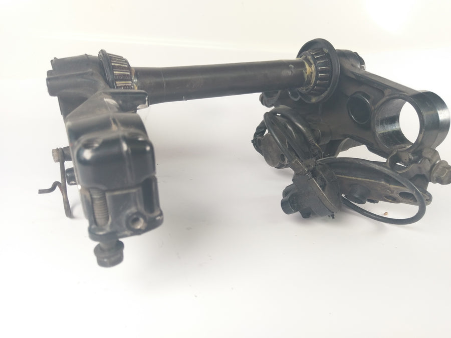 Suzuki DR 650 SP42B - Puente de la bifurcación con encendido y bloqueo del asiento 1 llave