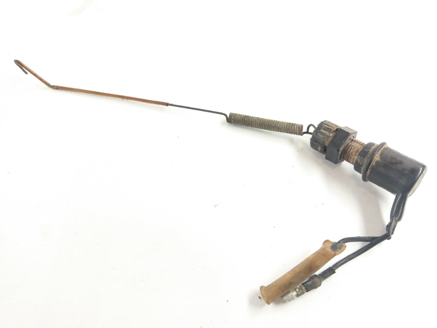 Yamaha DT 175 2K4 [1979] - Interruptor de luz de freno en la parte posterior