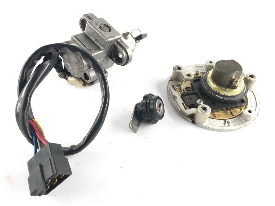 Cagiva Mito 125 EVO 8P [1996] - Castle Set Bloqueo de encendido y tapa de combustible