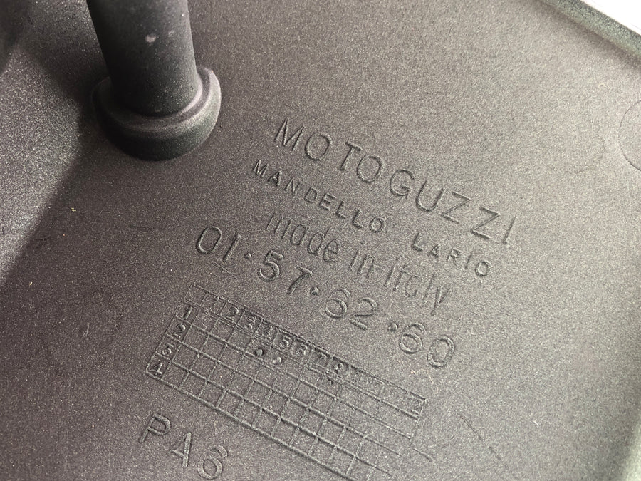 Moto Guzzi V11 Tenni [2001] - Piezas de revestimiento lateral establecidas a la derecha e izquierda