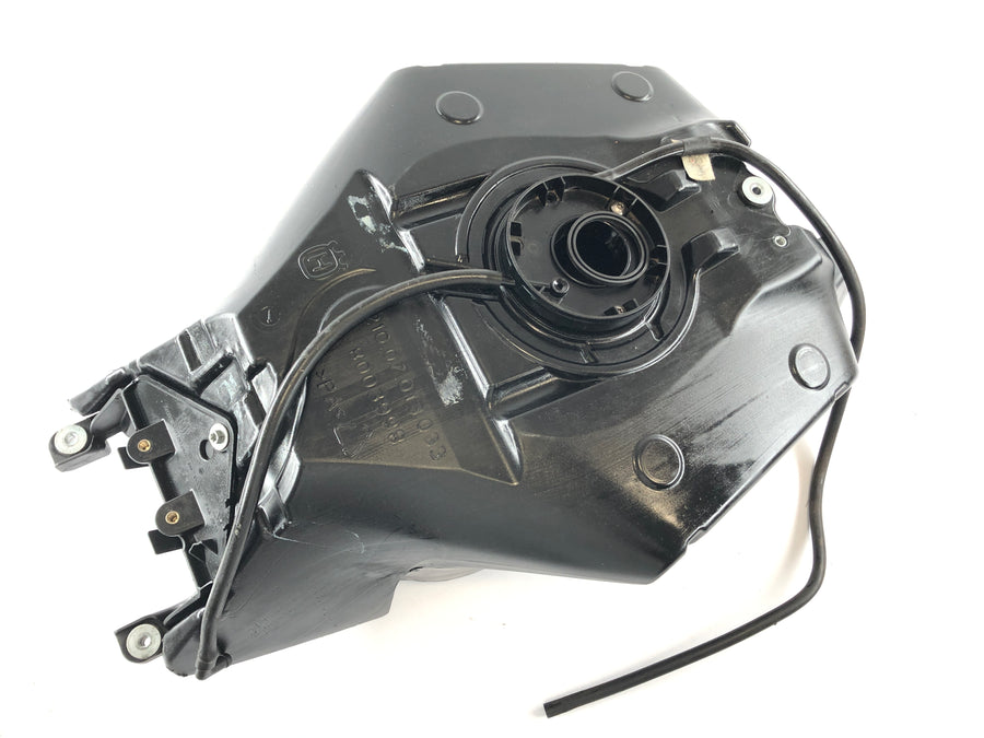 Husqvarna 701 Vitpilen [2018] - Tank de gasolina