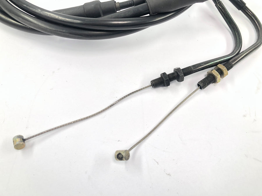 Triumph Daytona 955i T595N - cable del acelerador