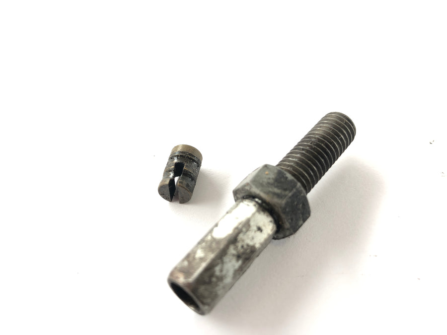 Suzuki T 500 [GT 500] - espaciador de tornillo de ajuste del tren de acoplamiento