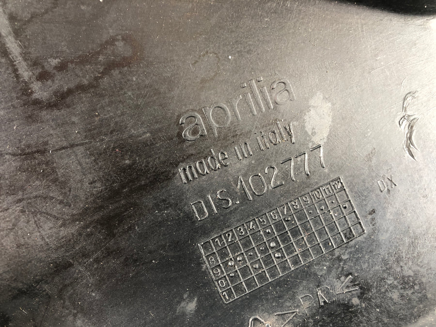 Aprilia Rs 125 [2000] - revestimiento de cuadros a la derecha