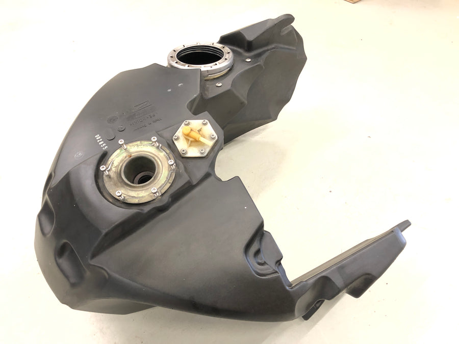 BMW R 1200 RT [2004] - tanque