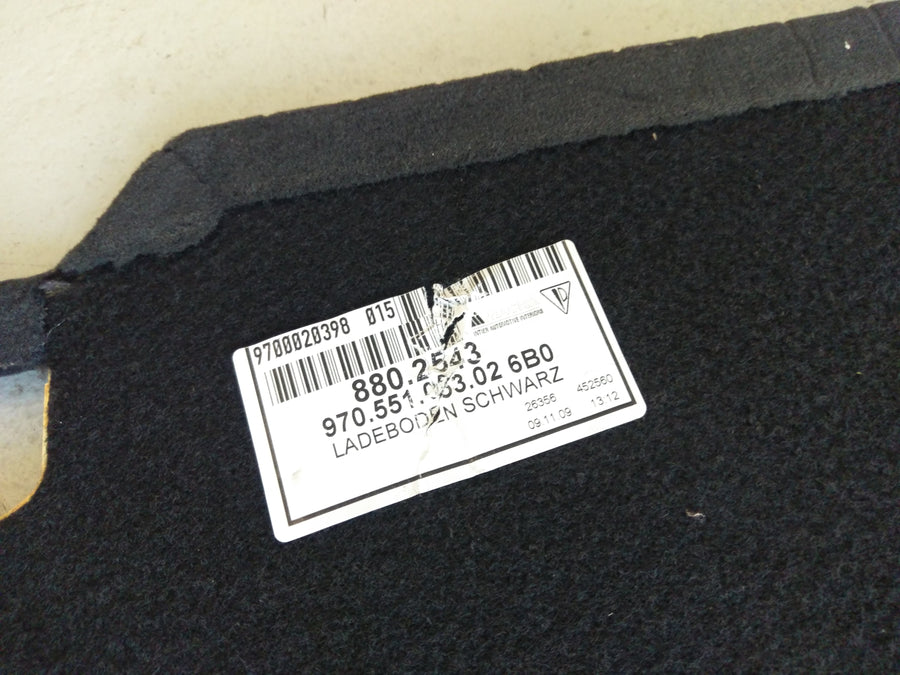Porsche Panamera Turbo [2010] - Carga de la alfombra del tronco del piso Negro