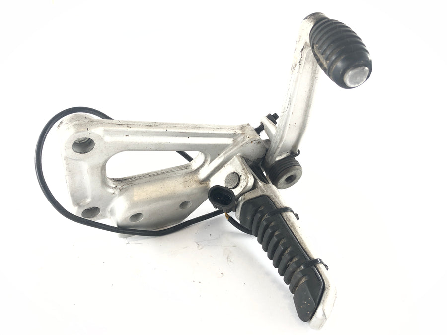 Ducati 900 SS [1992] - reposapiés a la derecha con el reposapiés del conductor de la palanca de freno