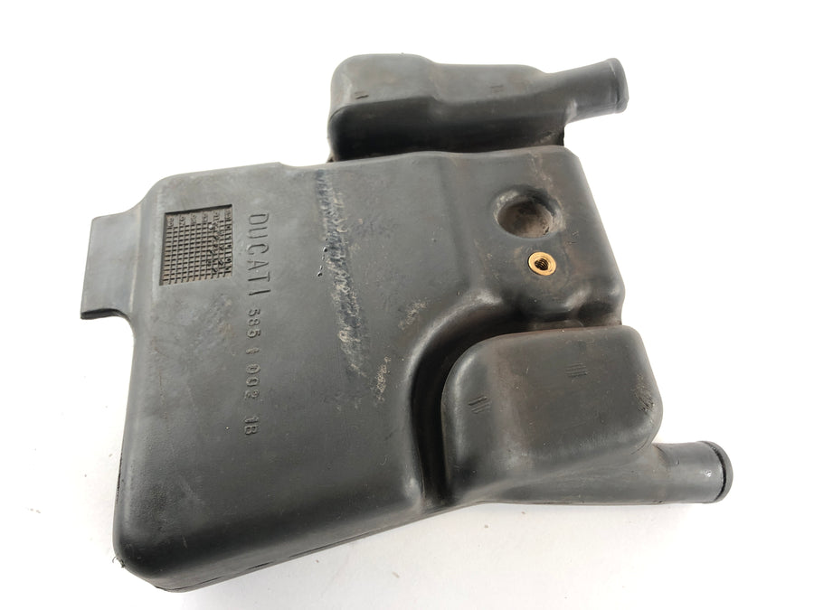 Ducati 888 Strada [1993] - Ventilación de la carcasa del motor del contenedor de expansión