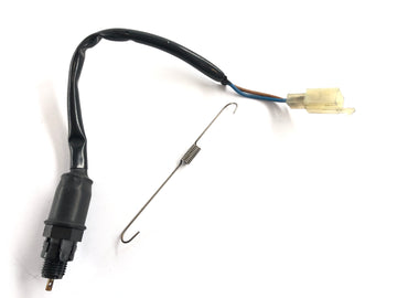 Kawasaki Z 750 ZR750J [2005] - Interruptor de luz de freno en la parte posterior
