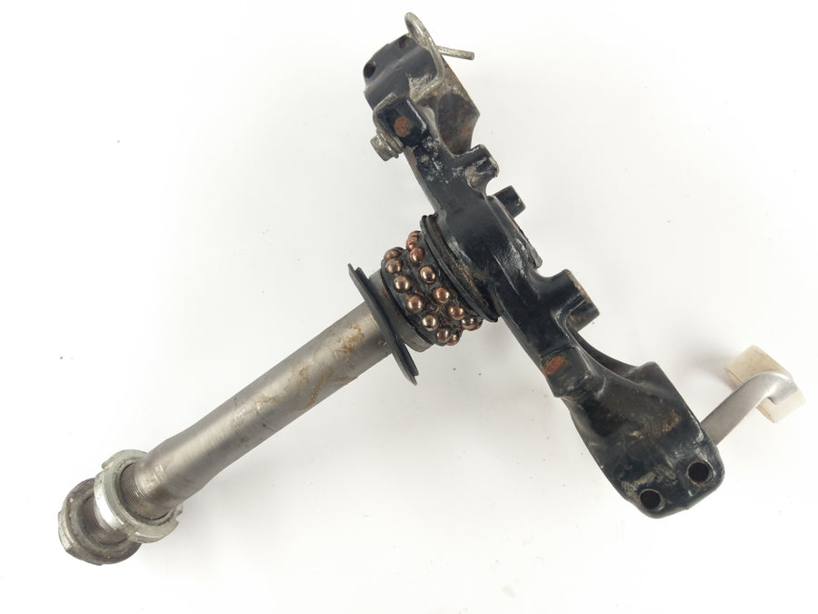Honda XR 125 L JD19 [2005] - Puente de la bifurcación debajo