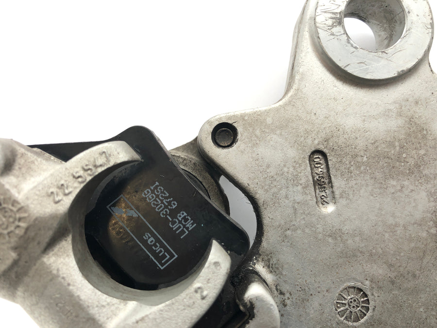 Husqvarna TE 610 E Dual H7 [1998] - Calibre de freno con placa de anclaje en la parte posterior