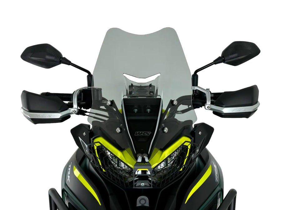 Benelli TRK 702 [WRS] – Parabrisas