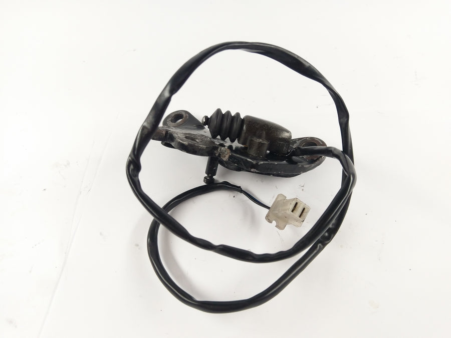 Yamaha XV 1100 - Interruptor de luz de freno en la parte posterior