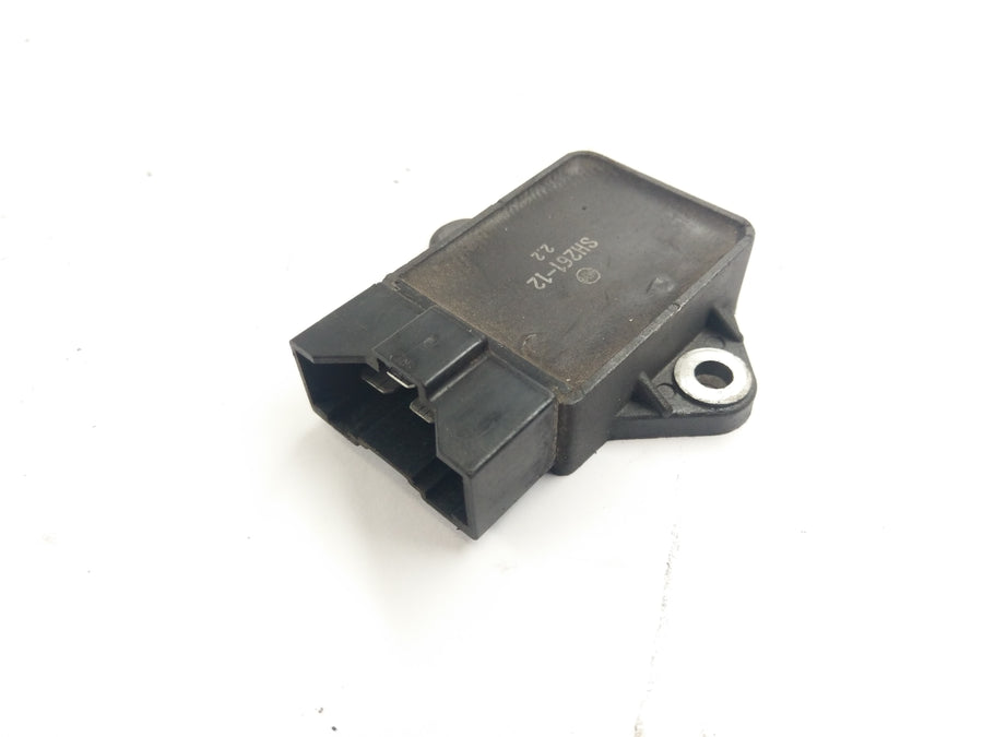 Honda 750 CB Seven Fifty RC42 [1992] - Rectificador del controlador del controlador alternador
