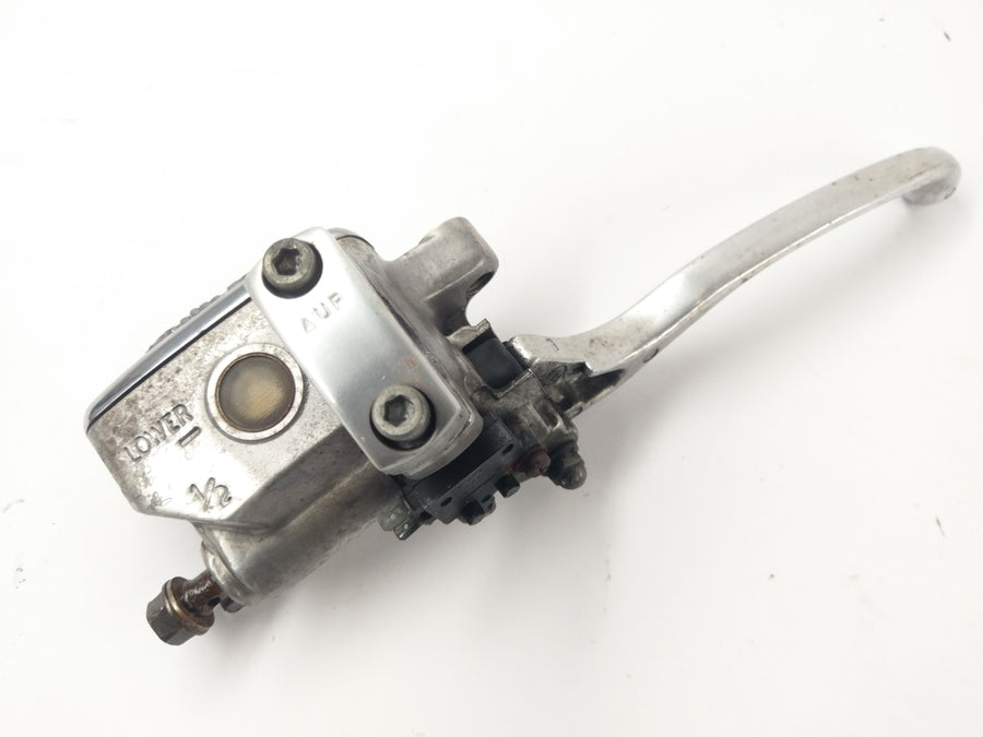 Honda VT 1100 SC32 [1999] - Bomba de freno en la parte delantera con manija de freno