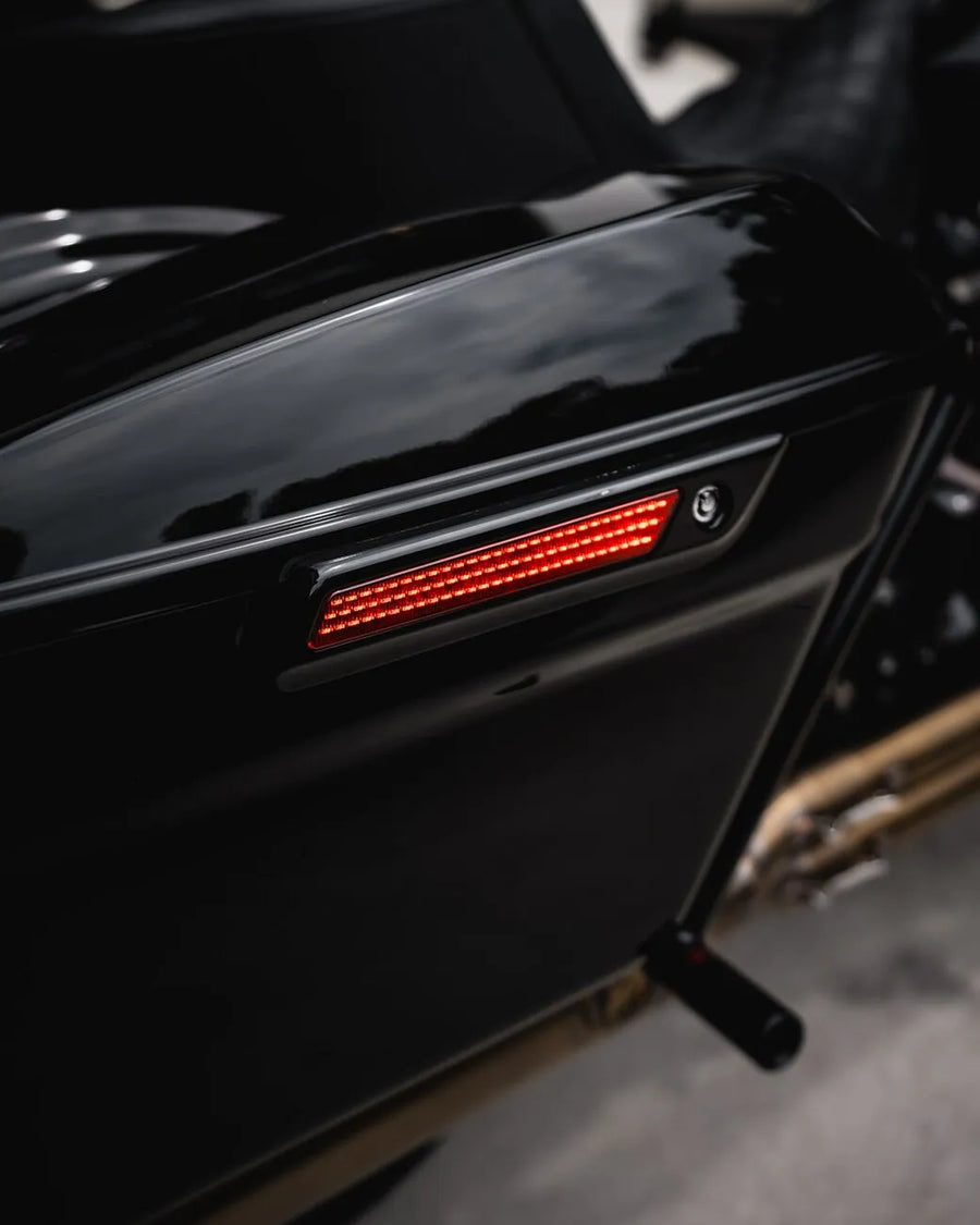 harley davidson touring [DINÁMICA PERSONALIZADA] – iluminación para cierre de maleta lateral