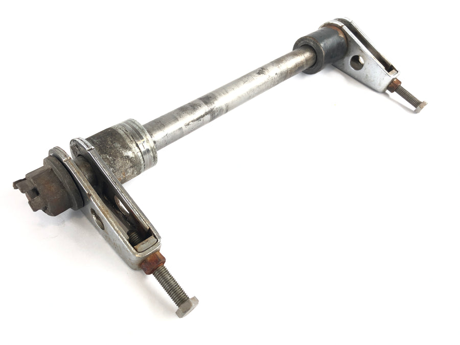 Honda CJ 360 T [1980] - Eje trasero con tensor de cadena