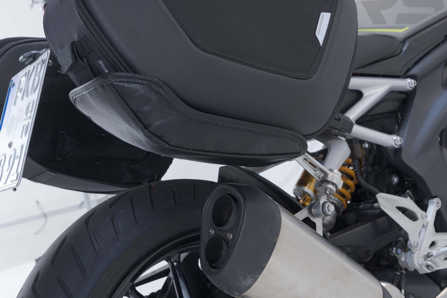 Triumph Speed Triple 1200 RR [2022-2025] - Juego de alforjas PRO BLAZE H con protección EDGE y protección térmica – imagen 6