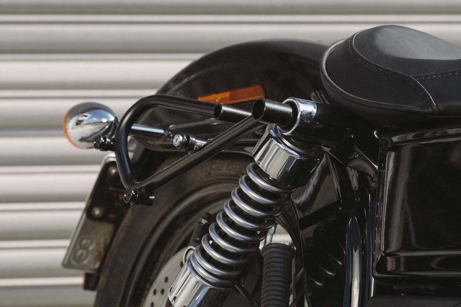 Harley-Davidson FXDWG 1690 Dyna Wide Glide [2012-2017] - Sistema de bolsas laterales Legend Gear LC2 Black Edition - Imagen 4